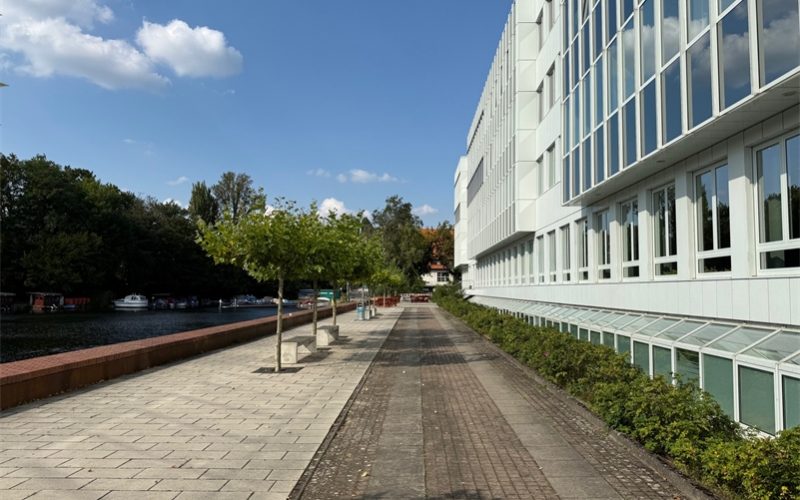 Aussenanlage Hafen und Kantien