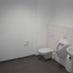 Herren WC im Büro