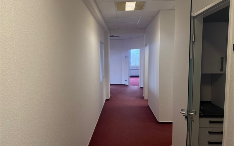 Flur von der anderen Seite