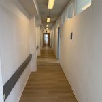 Büroflur linke Seite