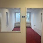 Vom Flur die Ansicht zum Raum