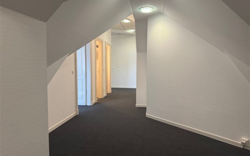 Büroflur1