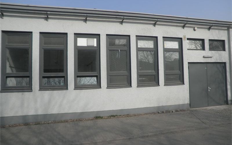 Zugang Halle (2)