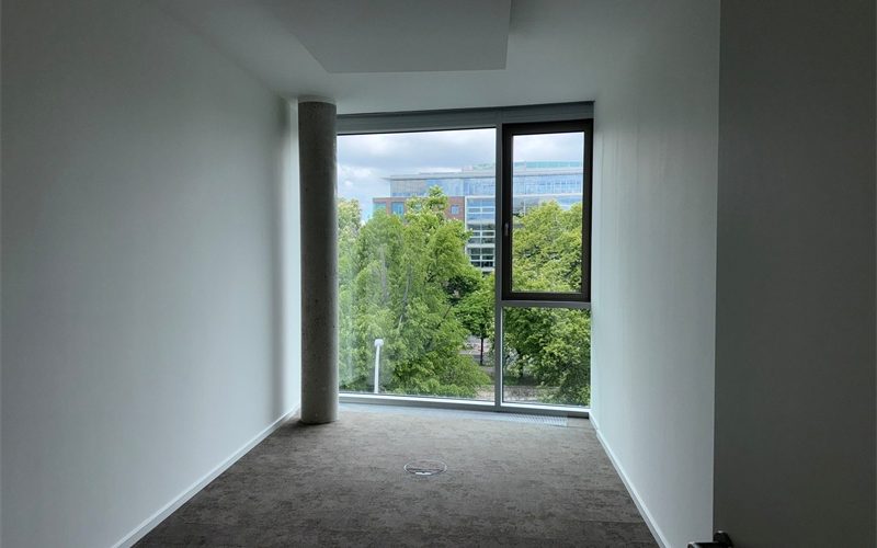 Bürozimmer zur Str.